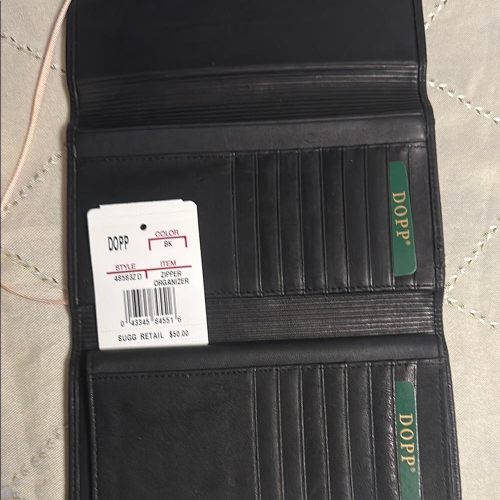 Women Dopp Black Key and Card Holder with Multiple Card Slots